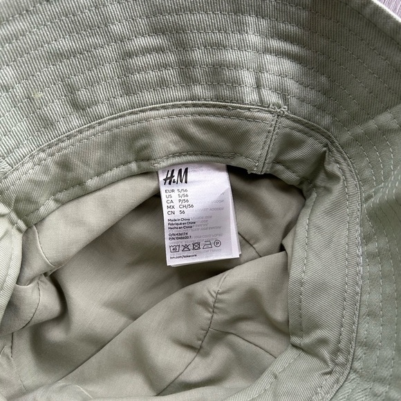 H&M Light Green Bucket Hat - Picture 2 of 2